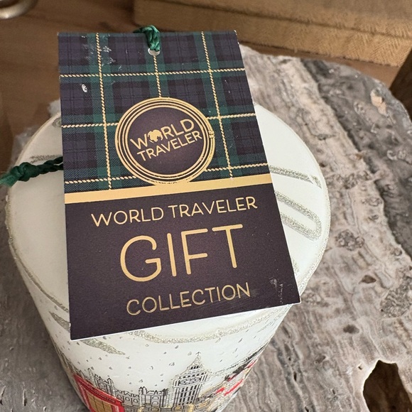 Unused World Traveler Gift Collection London Design Pillar Candle - Picture 5 of 6